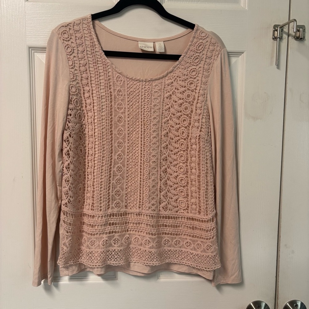 💜 3/$15. Chico’s Shirt, size 0 (4/6), long sleeve